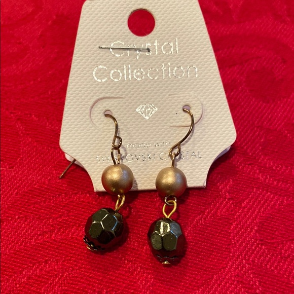 Crystal Collection Swarovski Crystal Earrings - Picture 1 of 4